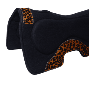 שמיכת אוכף מערבי יוקרתי מסוג Leopard, מבט צדדי בזווית